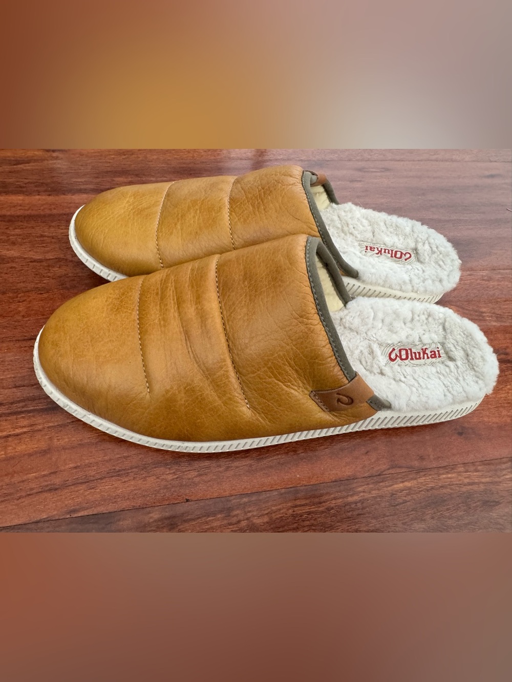 OLUKAI Mua'lli Men's Slipper Premium Leather Slip On